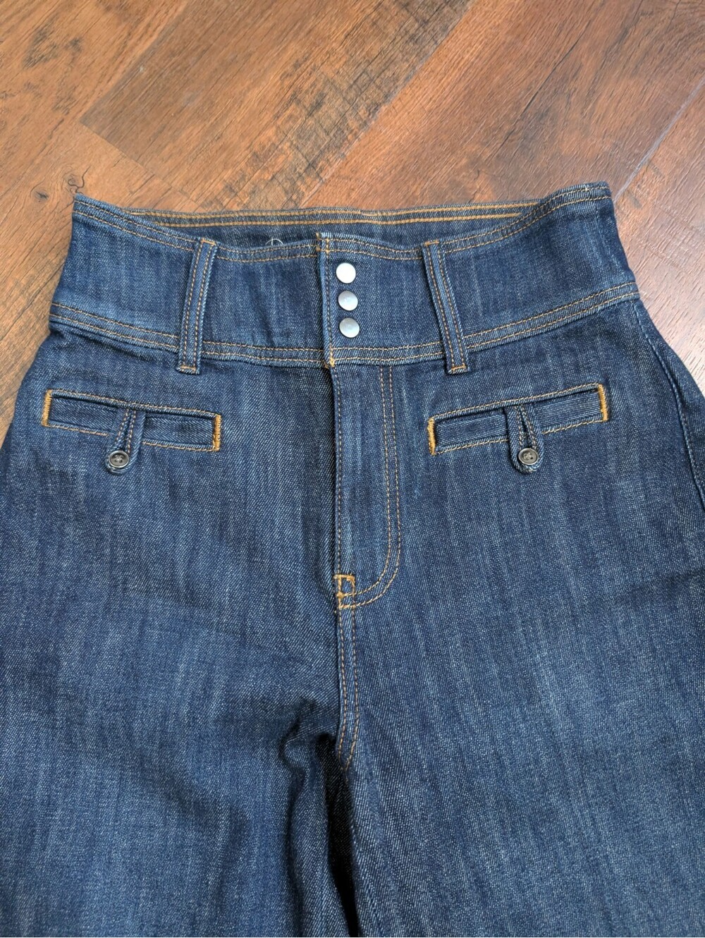 70s Vintage Vibes Pilcro High Rise Wide Leg Flare Jeans Dark Wash Sz 25 - Picture 2 of 8